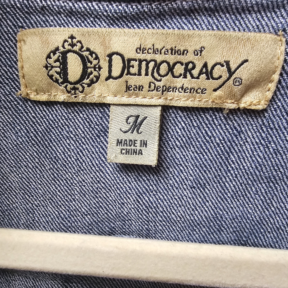 Democracy Blue Denim Cropped Jacket - Picture 3 of 4